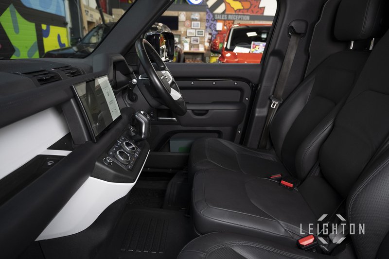Land Rover Defender 110 D350 MHEV X-Dynamic HSE - U58241