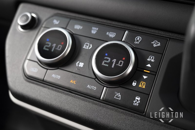 Land Rover Defender 110 D350 MHEV X-Dynamic HSE - U58241