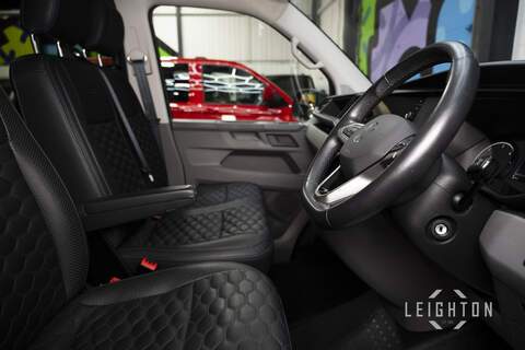 Volkswagen Transporter 2.0 T32 204ps Diesel Auto Kombi SWB - U5968