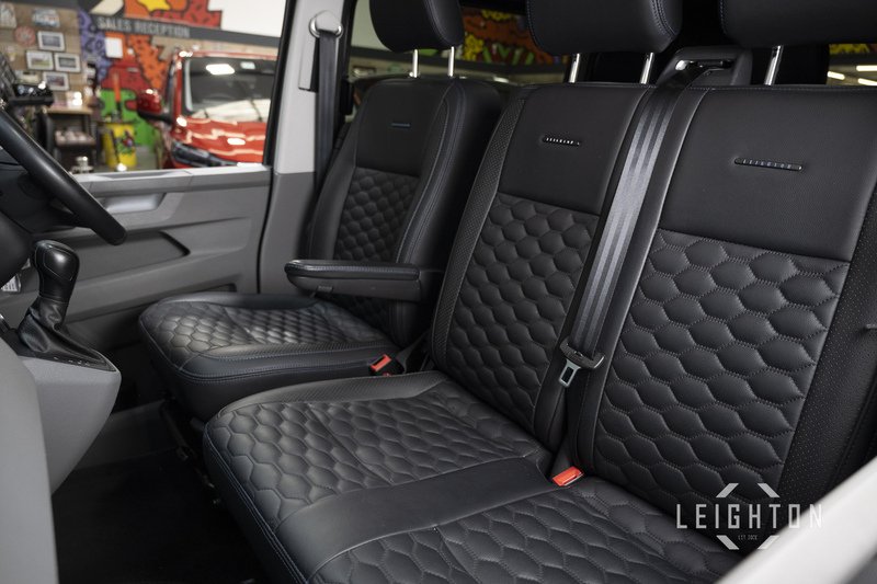 Volkswagen Transporter 2.0 T32 204ps Diesel Auto Kombi SWB - U5968