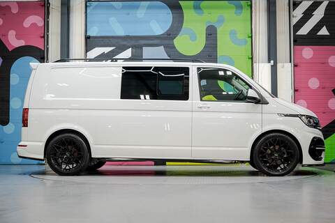 Volkswagen Transporter 2.0 T28 Diesel 150PS DSG Kombi Van LWB - U2495