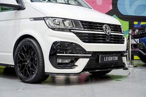 Volkswagen Transporter 2.0 T28 Diesel 150PS DSG Kombi Van LWB - U2495