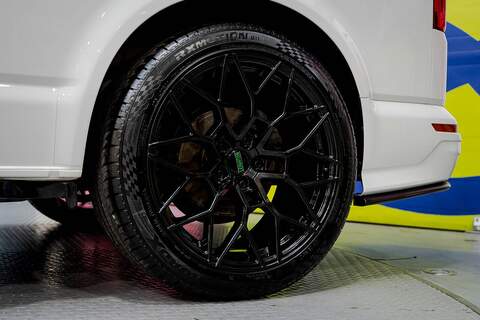 Volkswagen Transporter 2.0 T28 Diesel 150PS DSG Kombi Van LWB - U2495