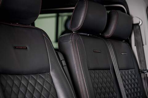 Volkswagen Transporter 2.0 T28 Diesel 150PS DSG Kombi Van LWB - U2495