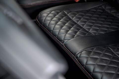 Volkswagen Transporter 2.0 T28 Diesel 150PS DSG Kombi Van LWB - U2495