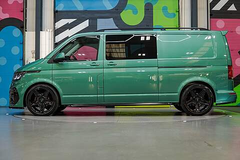 Volkswagen Transporter T6.1 T28 LWB 2.0TDI 150PS HIGHLINE KOMBI LV-R PACK - U5859