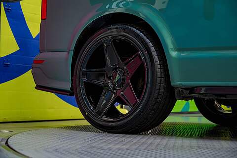 Volkswagen Transporter T6.1 T28 LWB 2.0TDI 150PS HIGHLINE KOMBI LV-R PACK - U5859