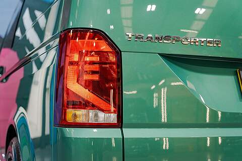 Volkswagen Transporter T6.1 T28 LWB 2.0TDI 150PS HIGHLINE KOMBI LV-R PACK - U5859