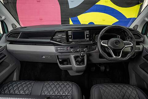 Volkswagen Transporter T6.1 T28 LWB 2.0TDI 150PS HIGHLINE KOMBI LV-R PACK - U5859