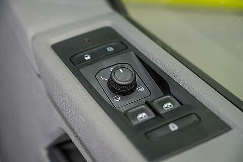 Volkswagen Transporter T6.1 T28 LWB 2.0TDI 150PS HIGHLINE KOMBI LV-R PACK - U5859