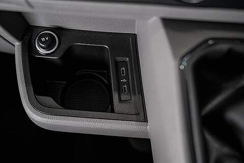 Volkswagen Transporter T6.1 T28 LWB 2.0TDI 150PS HIGHLINE KOMBI LV-R PACK - U5859