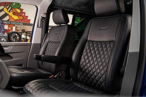 Volkswagen Transporter T6.1 T30 LWB 2.0TDI 150PS DSG HIGHLINE KOMBI LV-R PACK - U5874