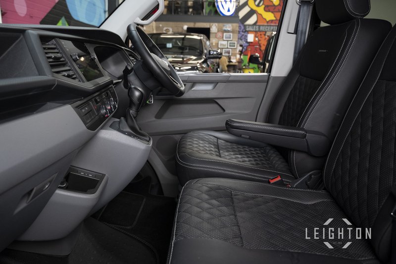 Volkswagen Transporter 2.0 T32 150ps Diesel Auto Kombi LWB - U5912