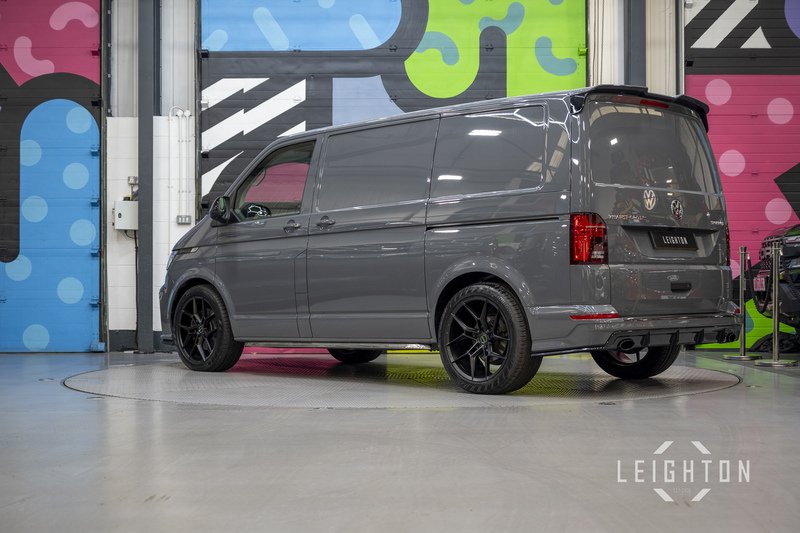 Volkswagen Transporter BiTDI T32 204ps Auto Diesel Panel Van SWB - U5918