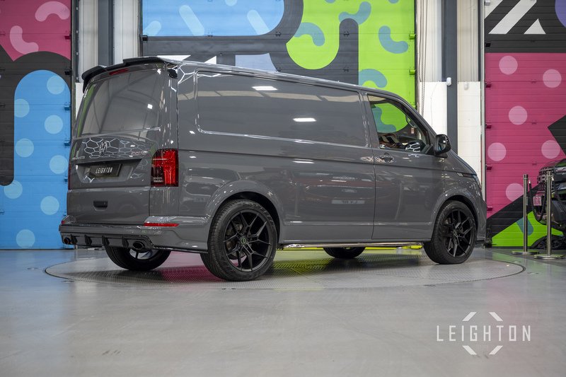 Volkswagen Transporter BiTDI T32 204ps Auto Diesel Panel Van SWB - U5918