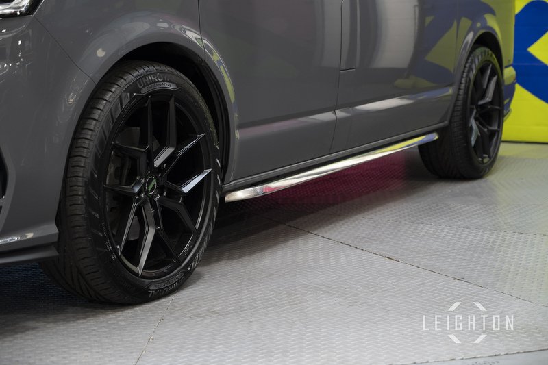 Volkswagen Transporter BiTDI T32 204ps Auto Diesel Panel Van SWB - U5918