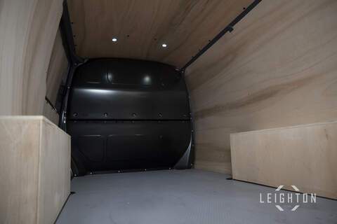 Volkswagen Transporter BiTDI T32 204ps Auto Diesel Panel Van SWB - U5918