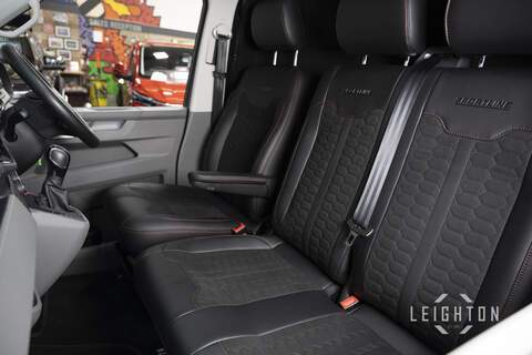 Volkswagen Transporter BiTDI T32 204ps Auto Diesel Panel Van SWB - U5918