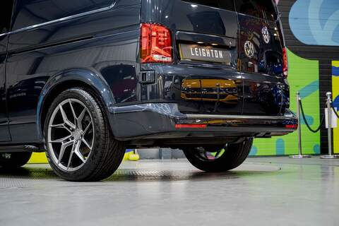 Volkswagen Transporter 2.0 T30 Diesel 150PS DSG Kombi Van LWB - U3038