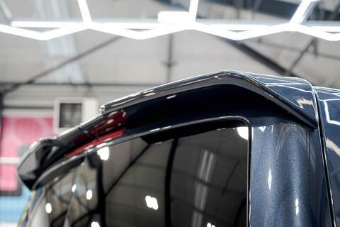 Volkswagen Transporter 2.0 T30 Diesel 150PS DSG Kombi Van LWB - U3038