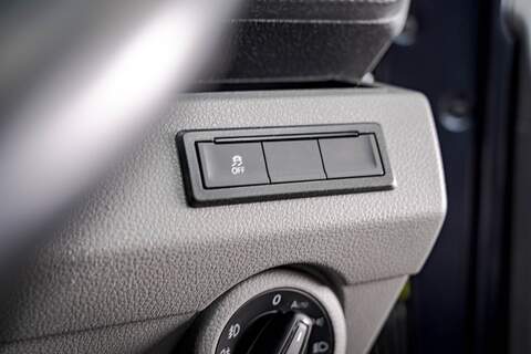 Volkswagen Transporter 2.0 T30 Diesel 150PS DSG Kombi Van LWB - U3038