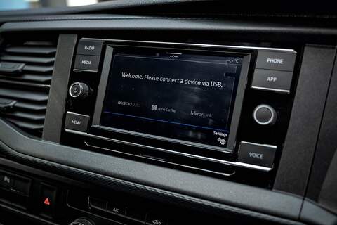 Volkswagen Transporter 2.0 T30 Diesel 150PS DSG Kombi Van LWB - U3038