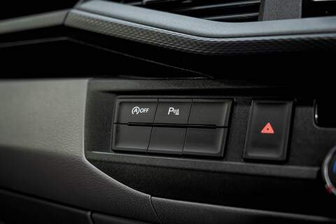 Volkswagen Transporter 2.0 T30 Diesel 150PS DSG Kombi Van LWB - U3038