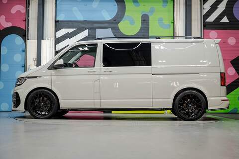 Volkswagen Transporter 2023 T6.1 T28 150PS DSG HIGHLINE KOMBI LWB ASCOT GREY - U5960