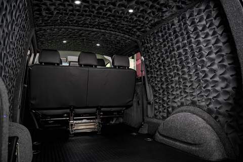 Volkswagen Transporter 2023 T6.1 T28 150PS DSG HIGHLINE KOMBI LWB ASCOT GREY - U5960