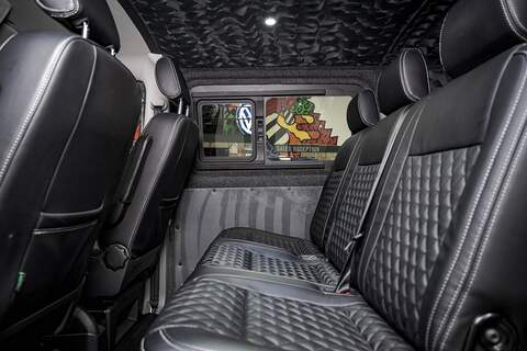 Volkswagen Transporter 2023 T6.1 T28 150PS DSG HIGHLINE KOMBI LWB ASCOT GREY - U5960