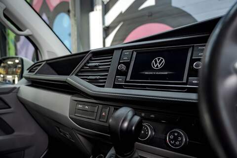 Volkswagen Transporter 2023 T6.1 T28 150PS DSG HIGHLINE KOMBI LWB ASCOT GREY - U5960