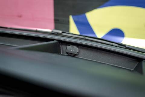 Volkswagen Transporter 2023 T6.1 T28 150PS DSG HIGHLINE KOMBI LWB ASCOT GREY - U5960