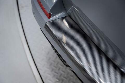 Volkswagen Transporter T6.1 T32 SWB 2.0BiTDI 204PS DSG Kombi LV-R  Pack Deep Black Pearl - U5987