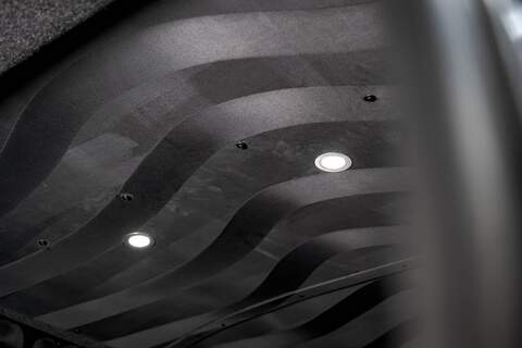 Volkswagen Transporter T6.1 T32 SWB 2.0BiTDI 204PS DSG Kombi LV-R  Pack Deep Black Pearl - U5987