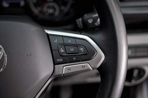 Volkswagen Transporter T6.1 T32 SWB 2.0BiTDI 204PS DSG Kombi LV-R  Pack Deep Black Pearl - U5987