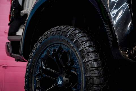 Ford Ranger 2023 2.0 TD EcoBlue Wildtrak Auto 4WD Euro 6 (s/s) 4dr Shadow Black - U6003