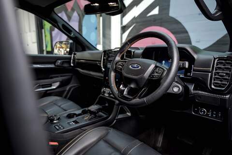 Ford Ranger 2023 2.0 TD EcoBlue Wildtrak Auto 4WD Euro 6 (s/s) 4dr Shadow Black - U6003