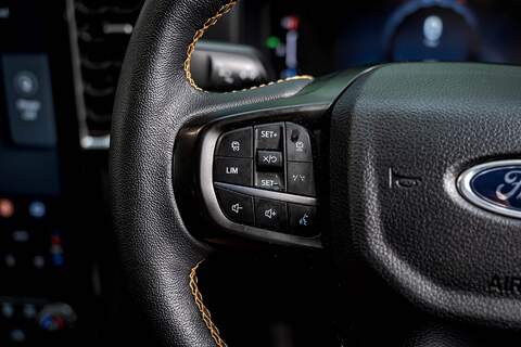 Ford Ranger 2023 2.0 TD EcoBlue Wildtrak Auto 4WD Euro 6 (s/s) 4dr Shadow Black - U6003