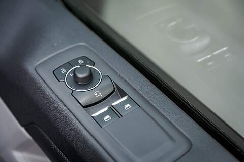 Ford Transit Custom 2.0 280 Diesel 136ps Manual Double Cab L1 H1 - U3136