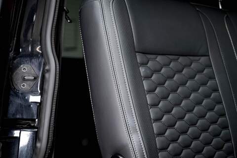 Volkswagen Transporter 2.0 T32 Diesel 150PS Manual Kombi Van SWB - U3210