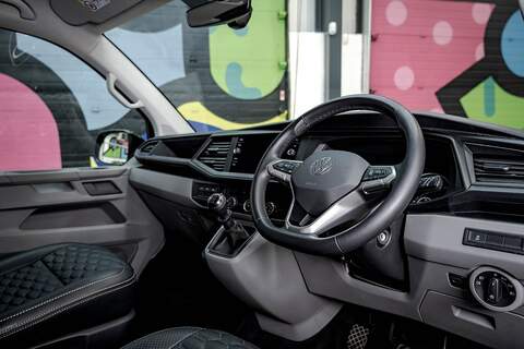 Volkswagen Transporter 2.0 T32 Diesel 150PS Manual Kombi Van SWB - U3210