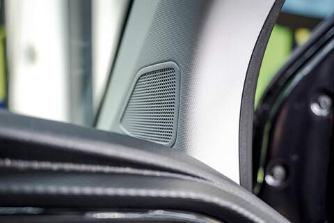 Volkswagen Transporter 2.0 T32 Diesel 150PS Manual Kombi Van SWB - U3210