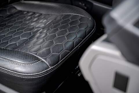 Volkswagen Transporter 2.0 T32 Diesel 150PS Manual Kombi Van SWB - U3210