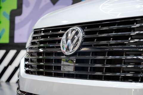 Volkswagen Transporter 2.0 T30 Diesel 150PS Manual Kombi Van LWB - U3193