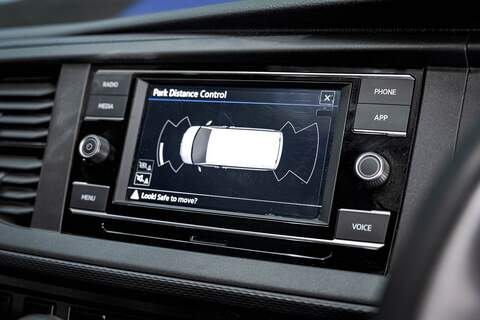 Volkswagen Transporter 2.0 T30 Diesel 150PS Manual Kombi Van LWB - U3193