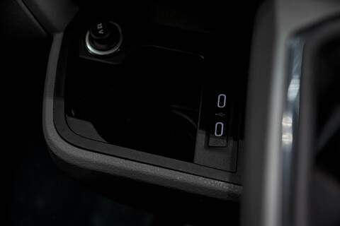 Volkswagen Transporter 2.0 T30 Diesel 150PS Manual Kombi Van LWB - U3193