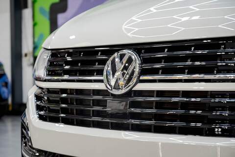 Volkswagen Transporter 2023 T6.1 2.0TDI T28 150PS Auto Highline Panel Van LWB LV-R Pack Ascot Grey - U6020