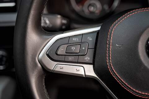 Volkswagen Transporter 2023 T6.1 2.0TDI T28 150PS Auto Highline Panel Van LWB LV-R Pack Ascot Grey - U6020