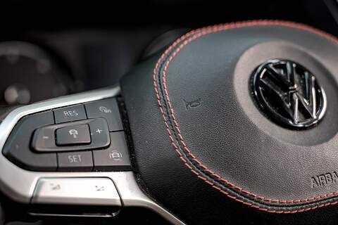 Volkswagen Transporter 2023 T6.1 2.0TDI T28 150PS Auto Highline Panel Van LWB LV-R Pack Ascot Grey - U6020