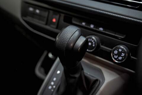 Volkswagen Transporter 2023 T6.1 2.0TDI T28 150PS Auto Highline Panel Van LWB LV-R Pack Ascot Grey - U6020